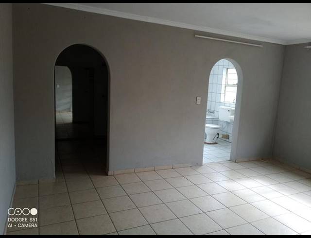 3 BEDROOM PROPERTY TO RENT IN BRENTWOOD